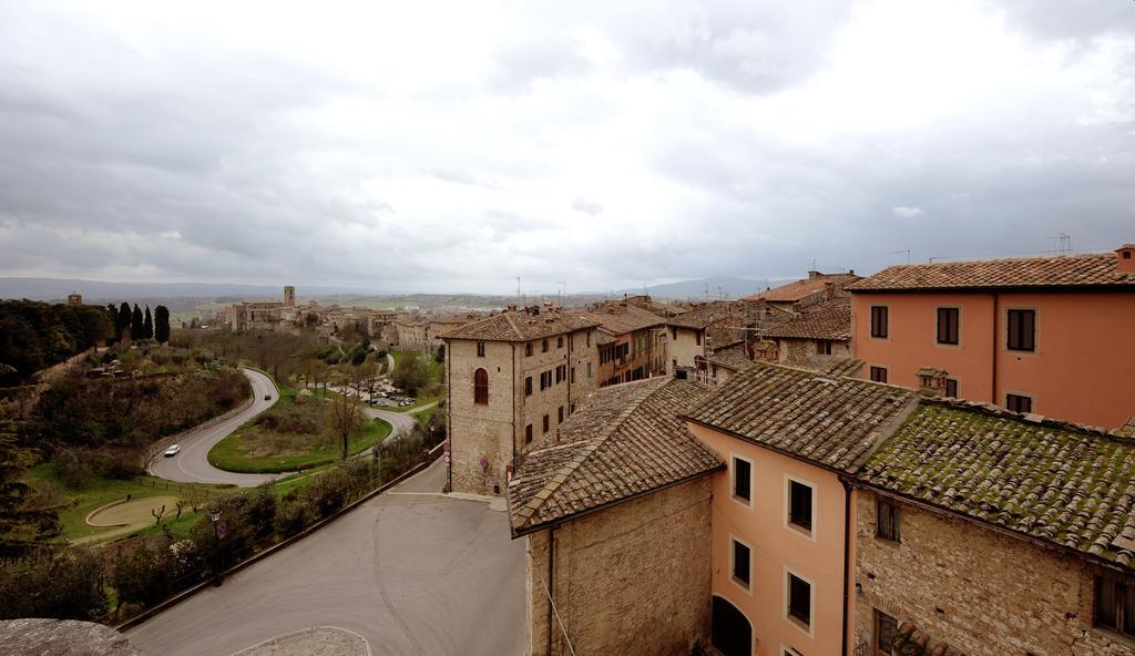 San Lorenzo Apartments Colle di Val d'Elsa Exterior foto